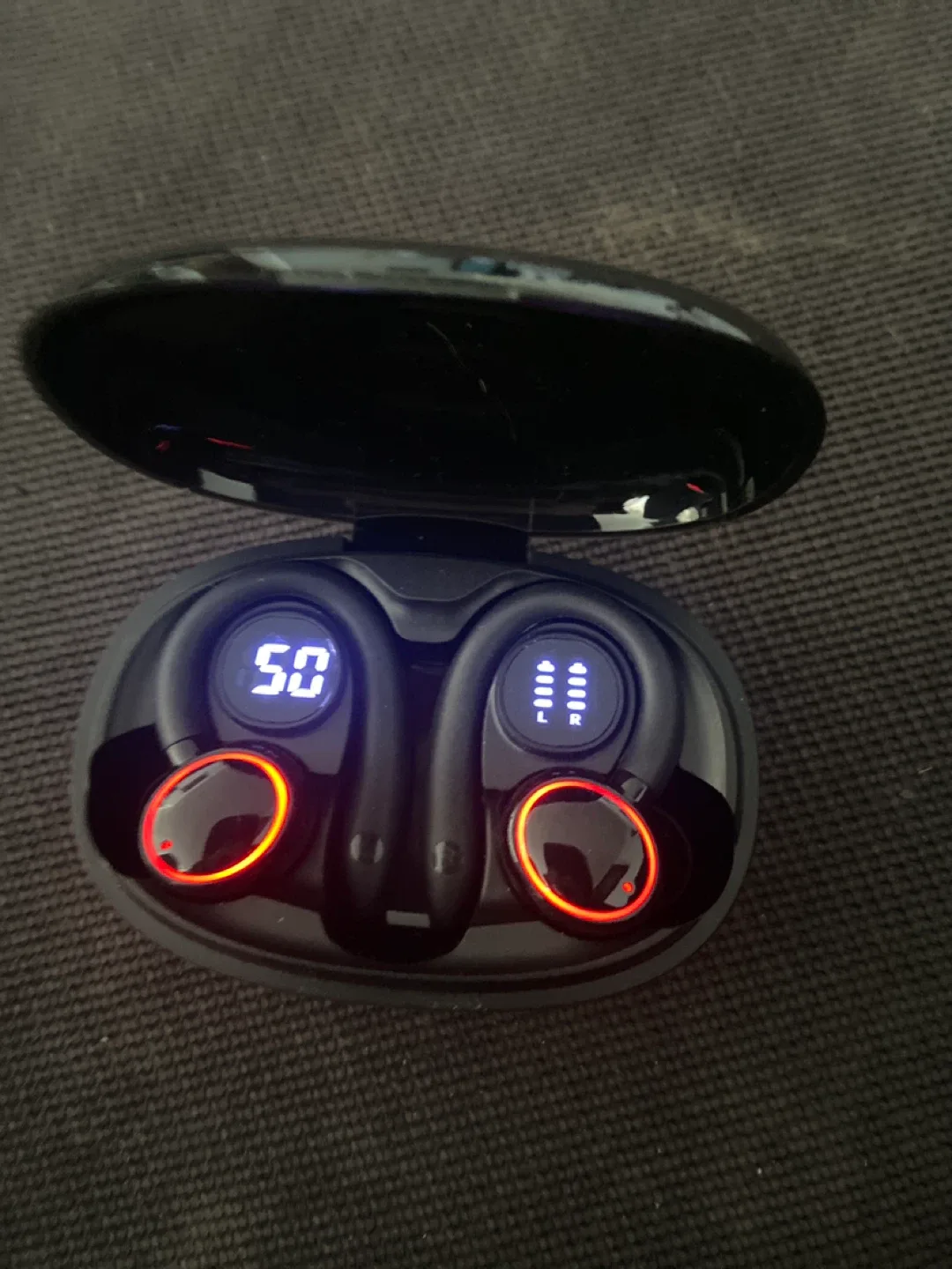 C6 Wireless Earbuds image indicator(2)