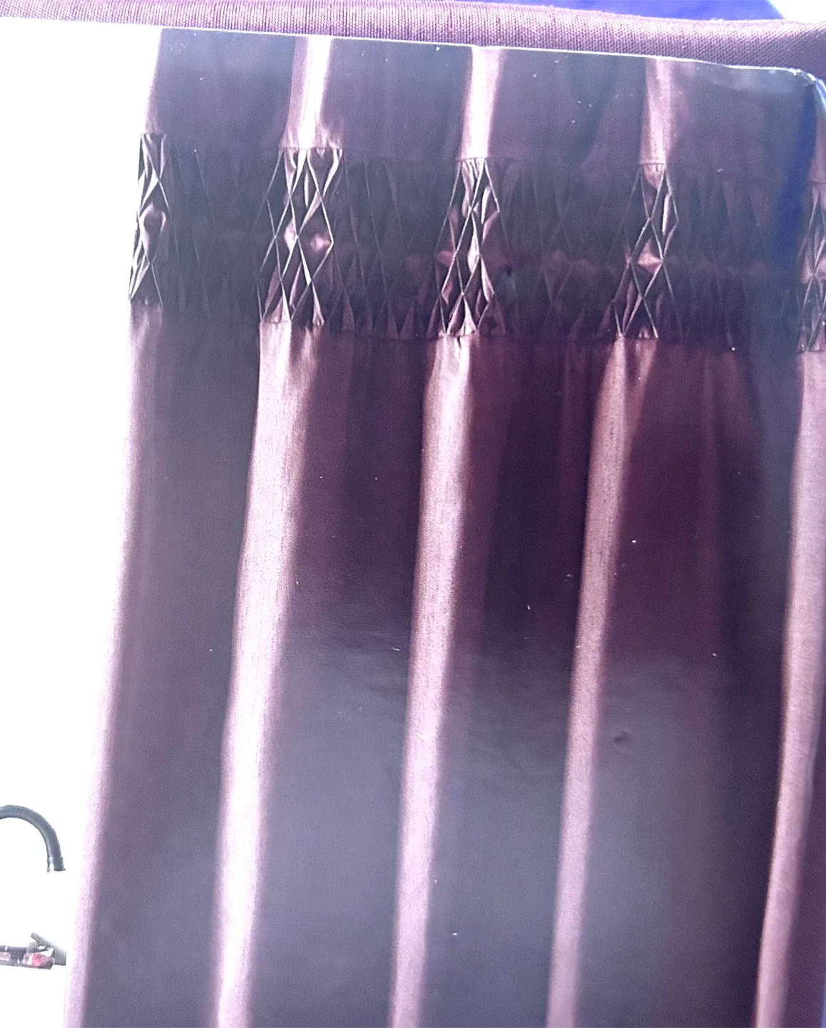 Shower chocolate cutting  Diamond  Pleating  12 hook image indicator(4)