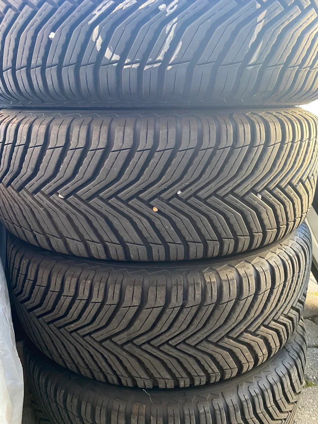 5 Winter tire with Lexus Alloy Rims image indicator(2)