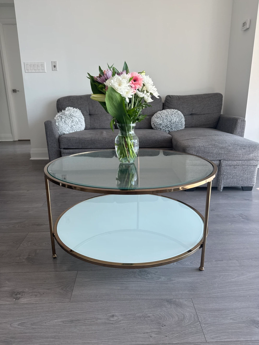 Round Glass & Gold Coffee Table - photo 2