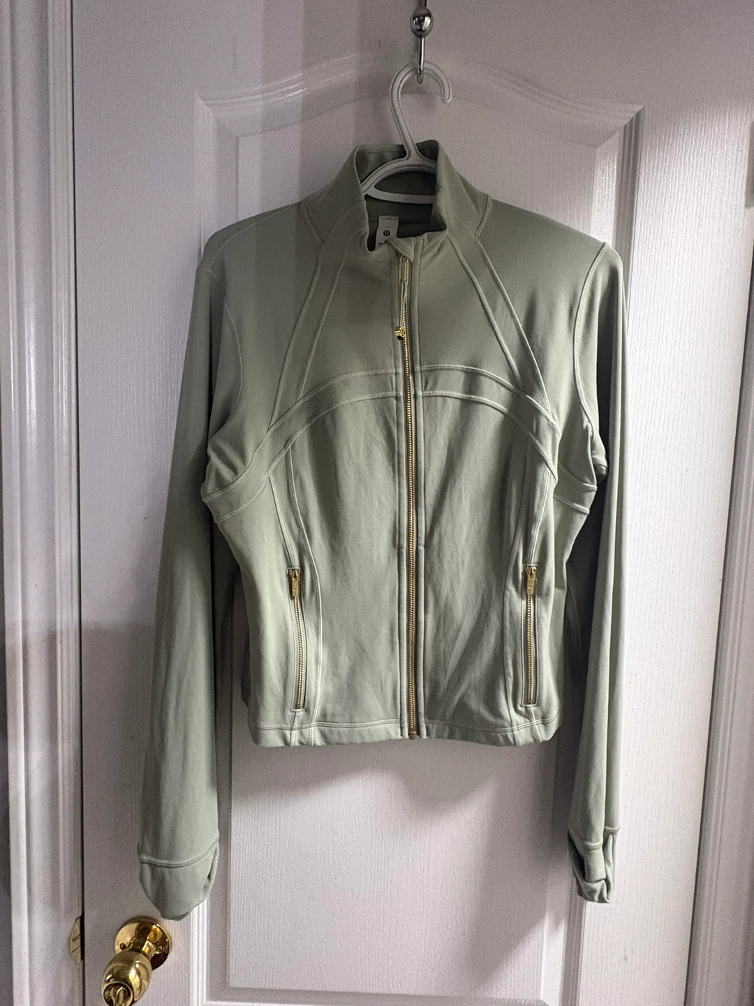 Lululemon Define cropped Jacket Size 12