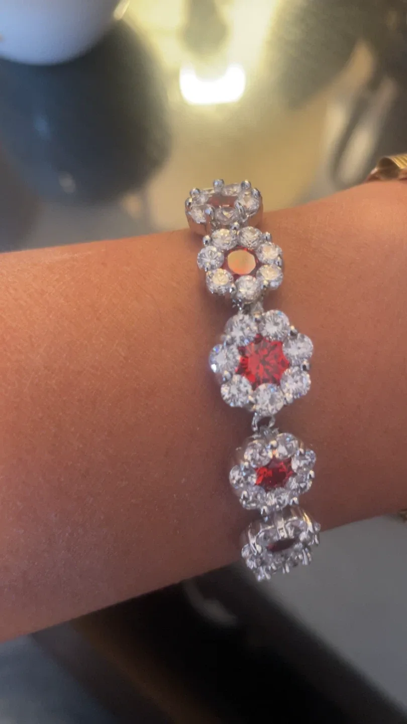 Red Stone Silver Bracelet image indicator(2)