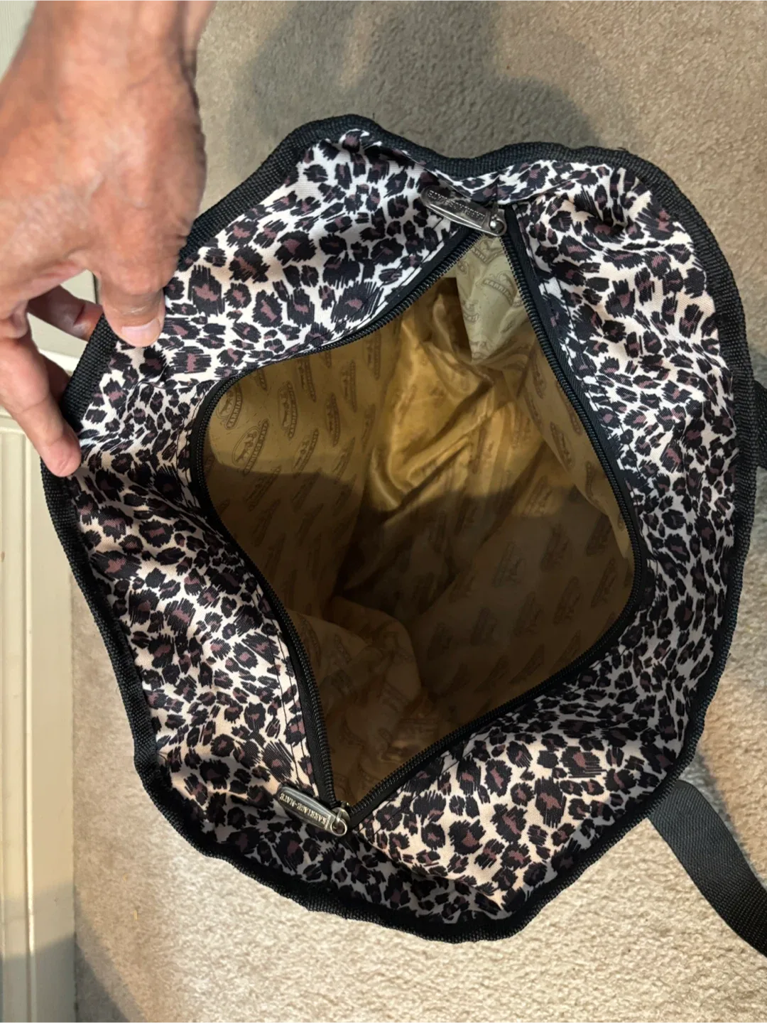 Beautiful Leopard Print Tote Bag by Karrriage-Mate image indicator(6)