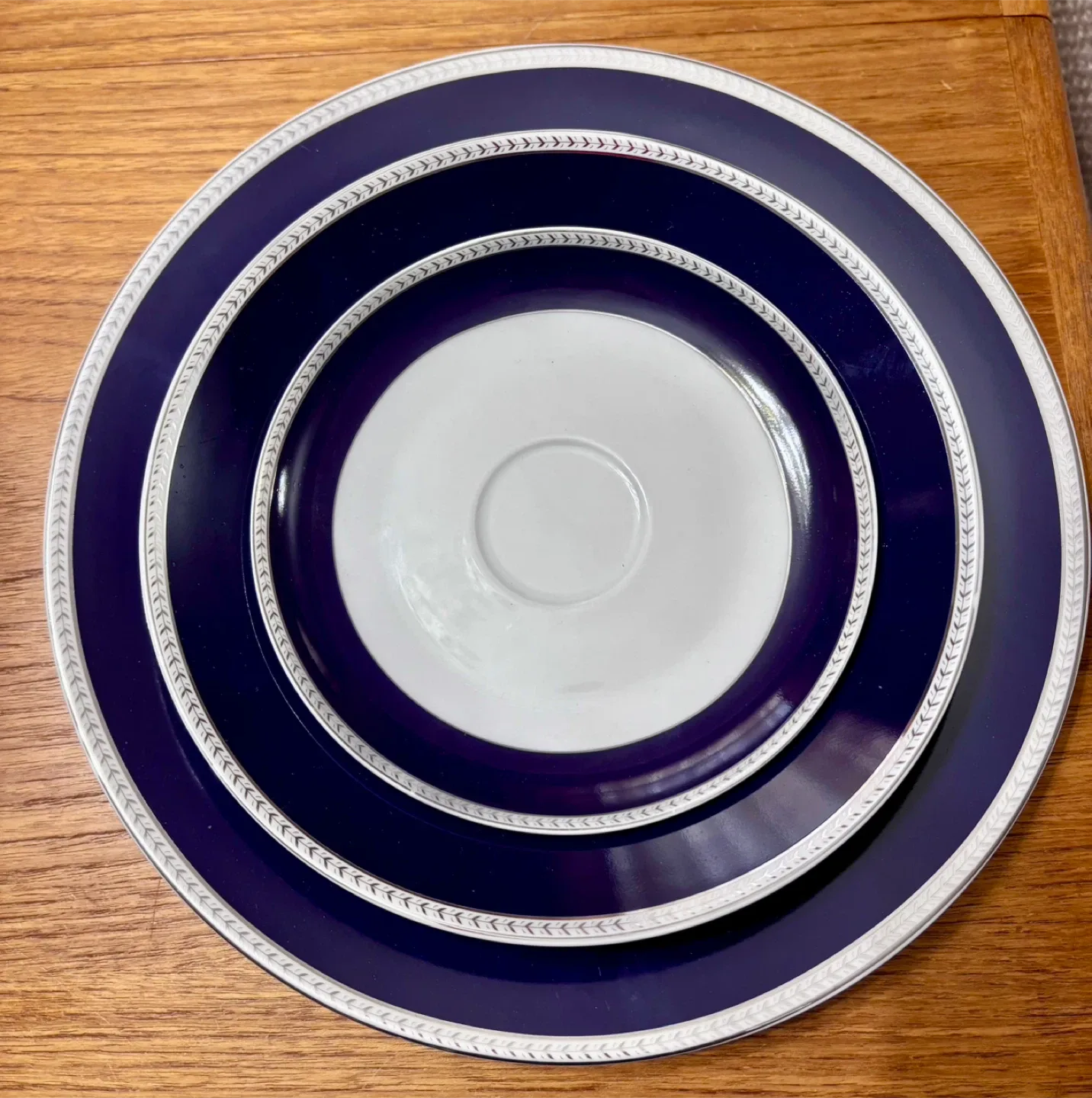 Royal Vienna China Set - Plates, Bowls, & Saucers image indicator(5)