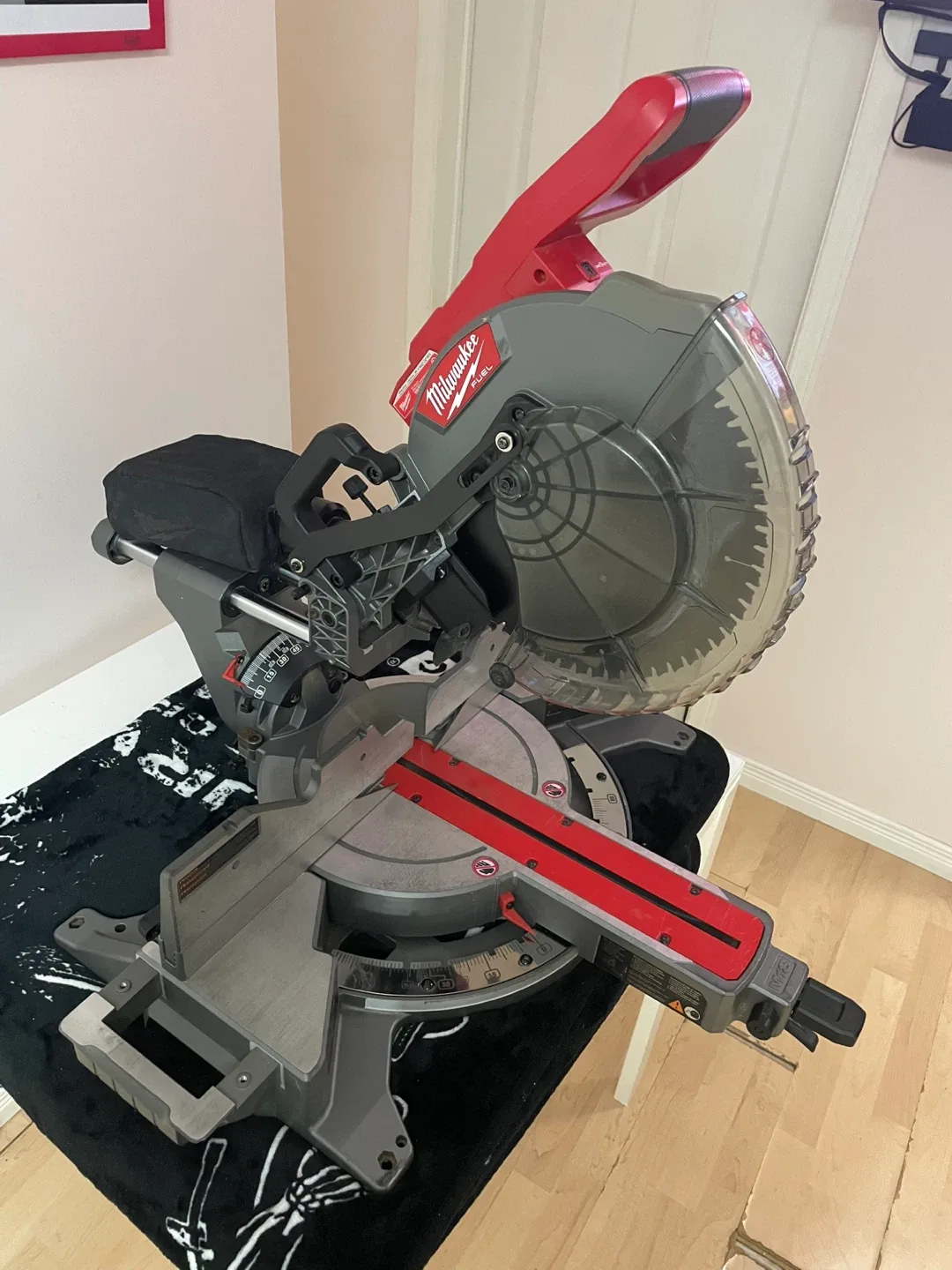 Milwaukee FUEL Brushless Miter Saw model 2739-20