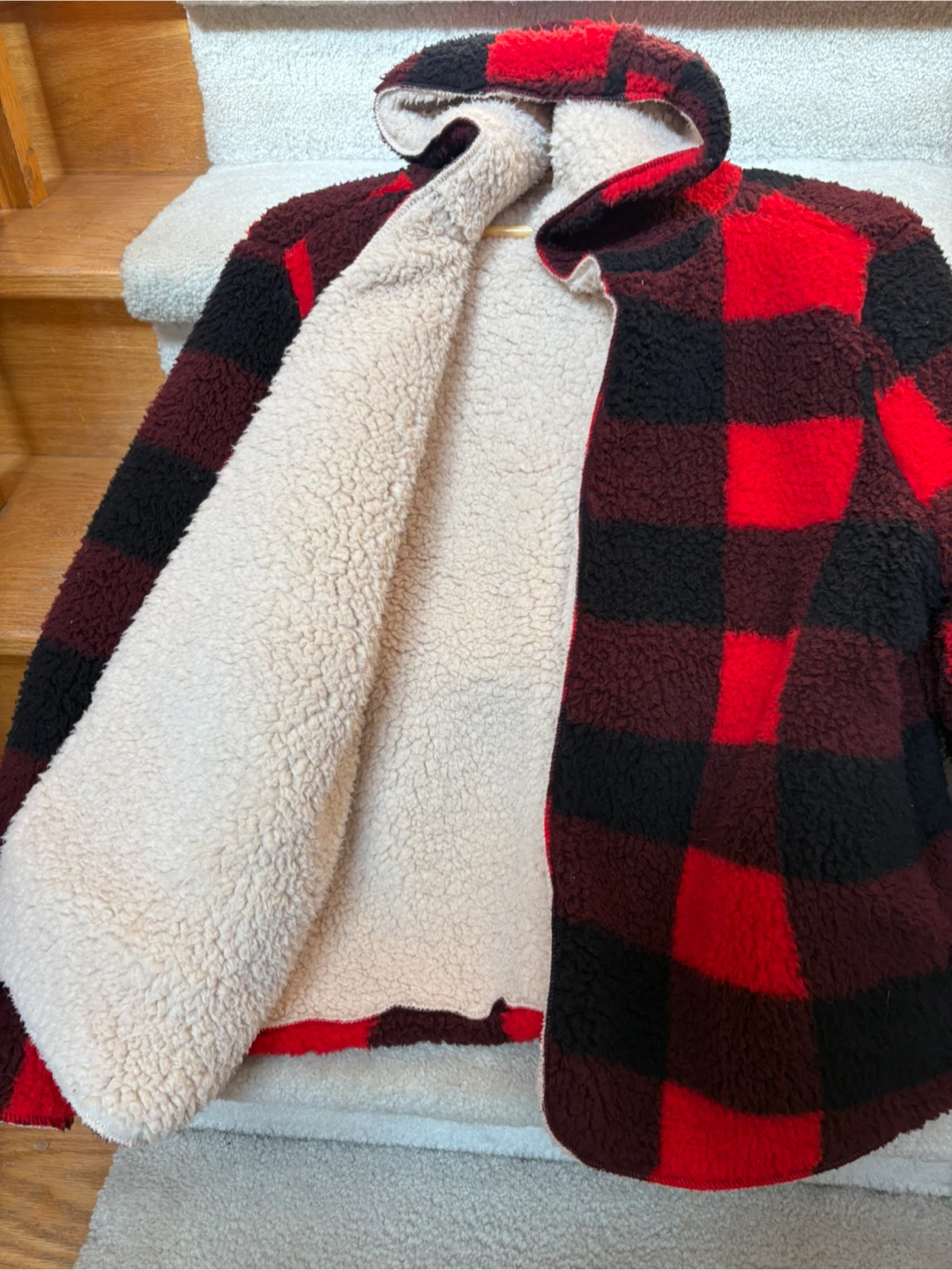 Benny + Olive Sherpa Jacket - Size S - photo 2