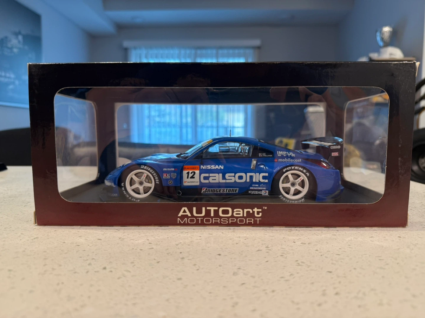 AUTOart 2005 Super GT Nissan Calsonic Impul Z #12 1:18