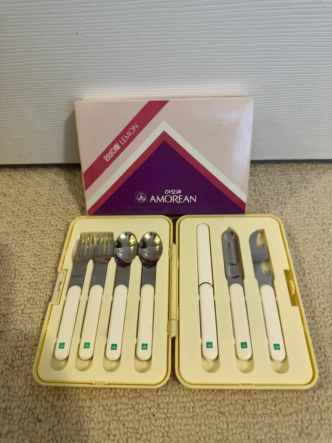Amorean Lemon Cutlery Set with Case thumbnail