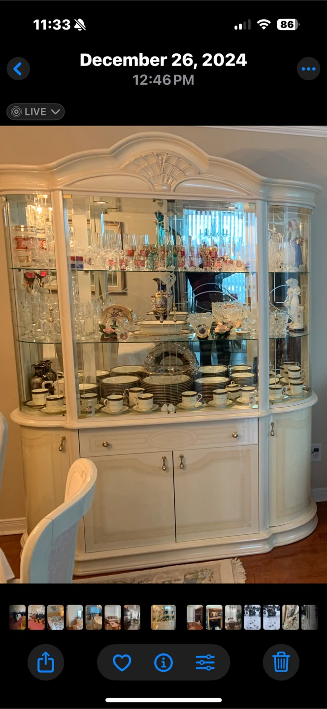Elegant Dining Set & China Cabinet - photo 3