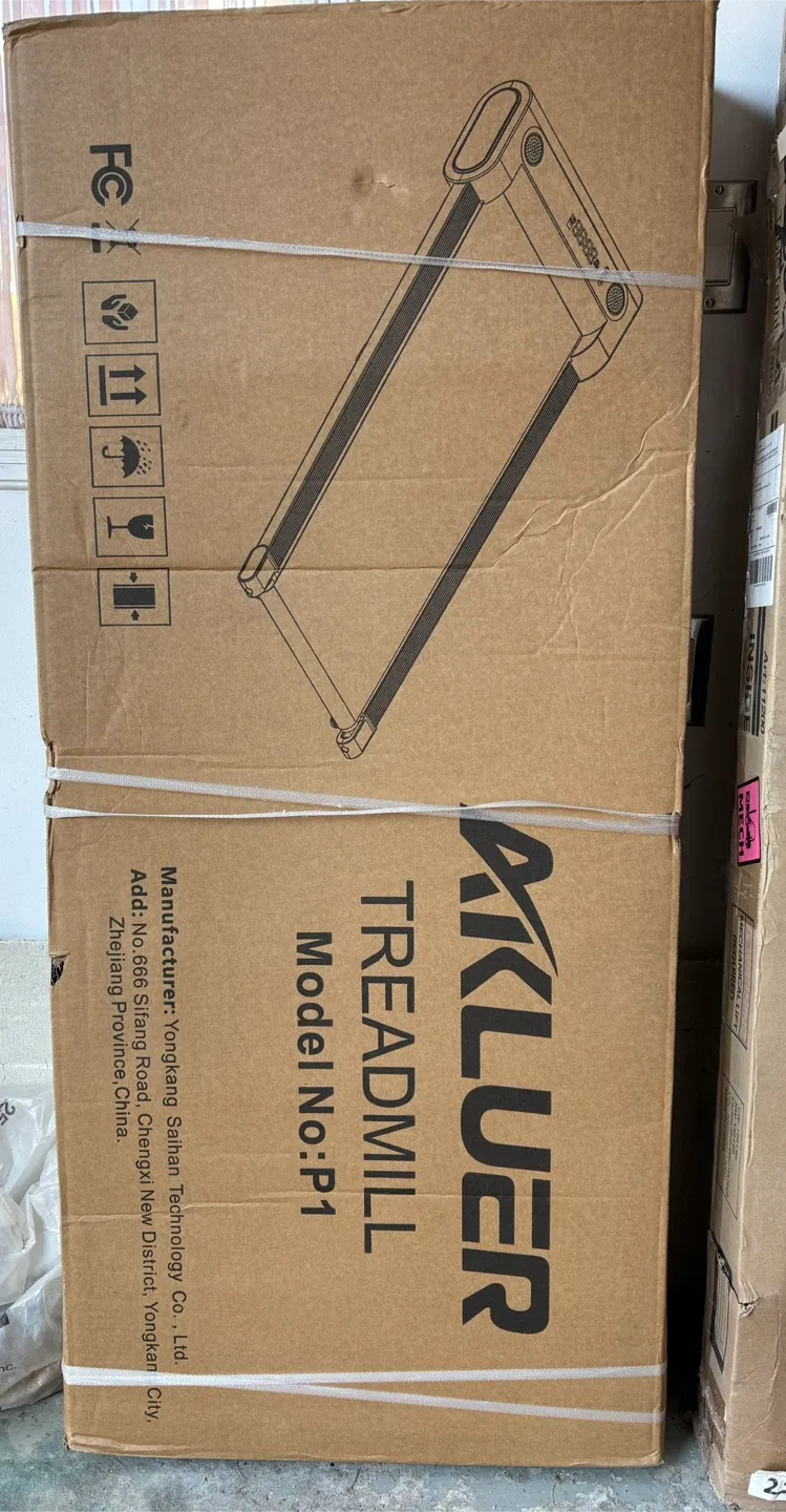 AKLUER Walking Pad Treadmill - Black image indicator(2)