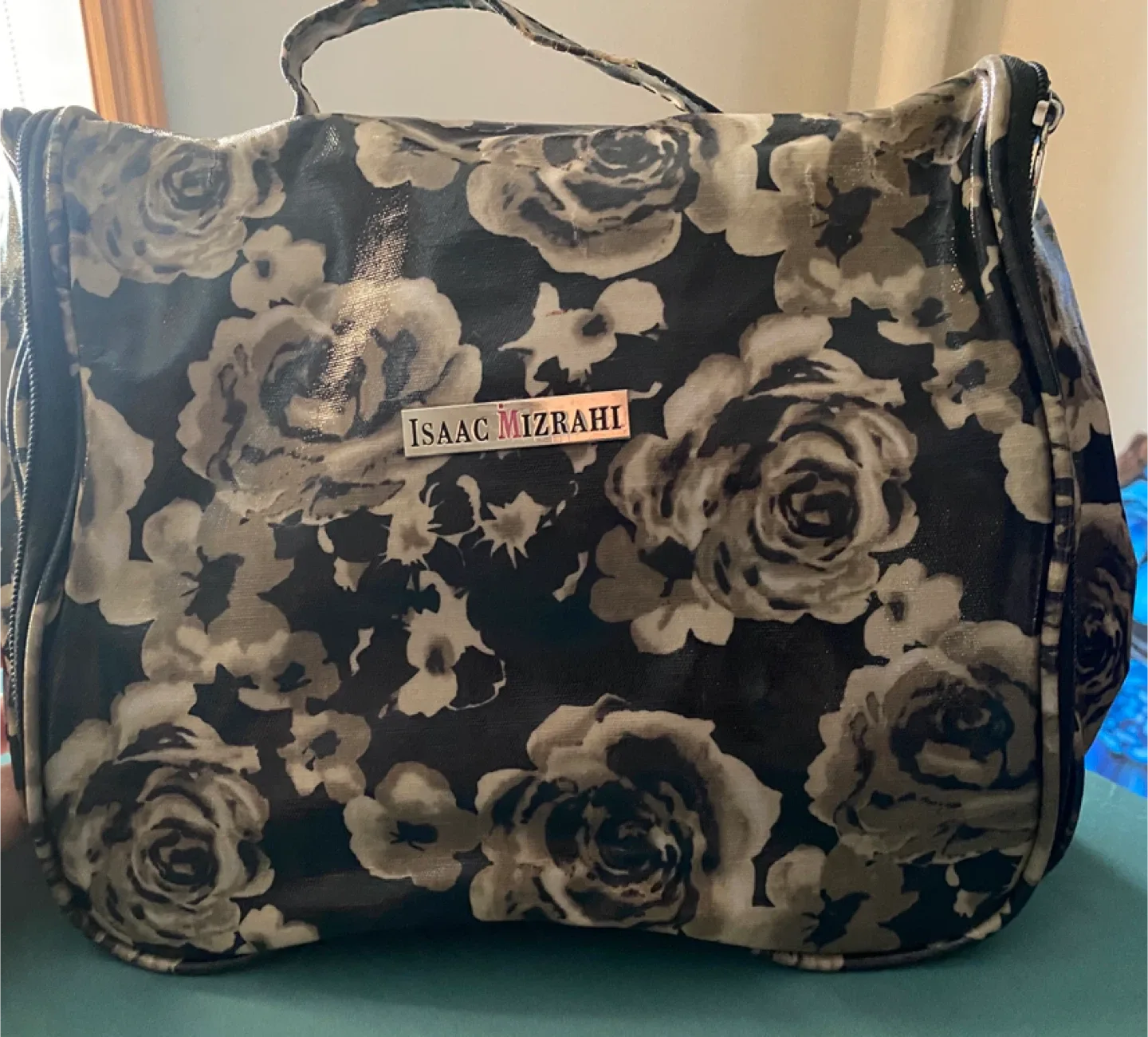 Isaac Mizrahi Floral Hanging Toiletry Bag thumbnail