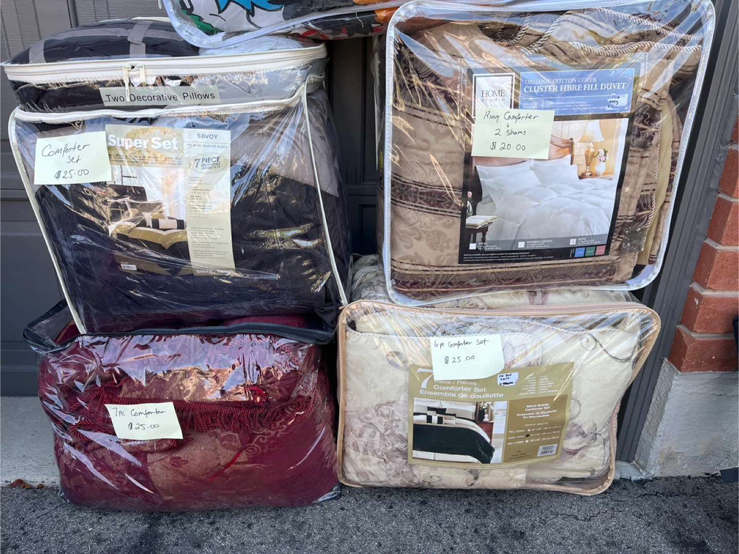 Comforter Sets: King, Twin, Super Set