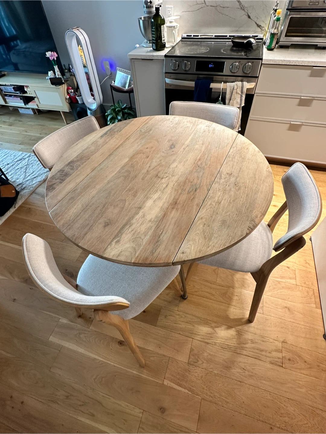 West elm Jules Drop Leaf Extendable Dining table
