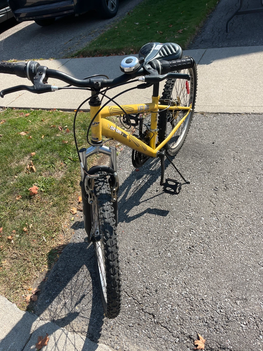 Yellow GT Off Road Bike with Bell Helmet - photo 3