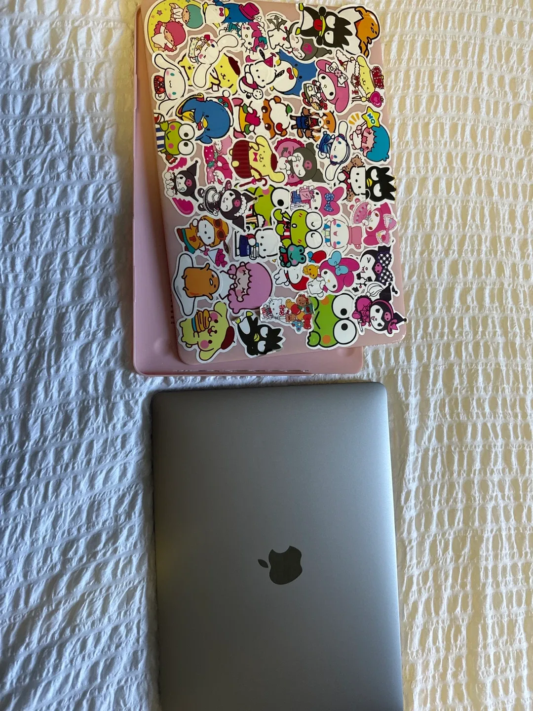 MacBook Pro 13” image indicator(9)