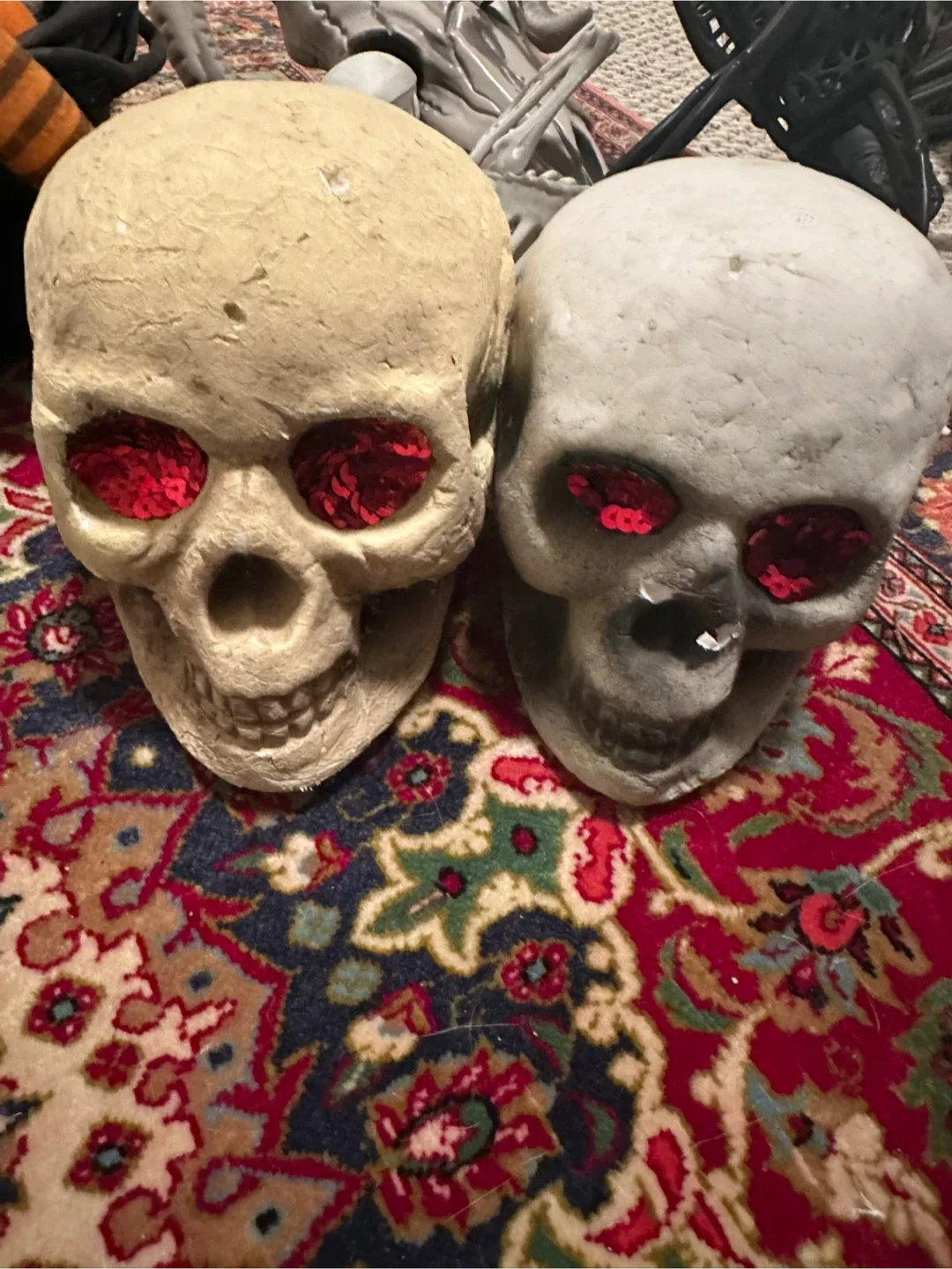 Halloween Skull Decorations thumbnail