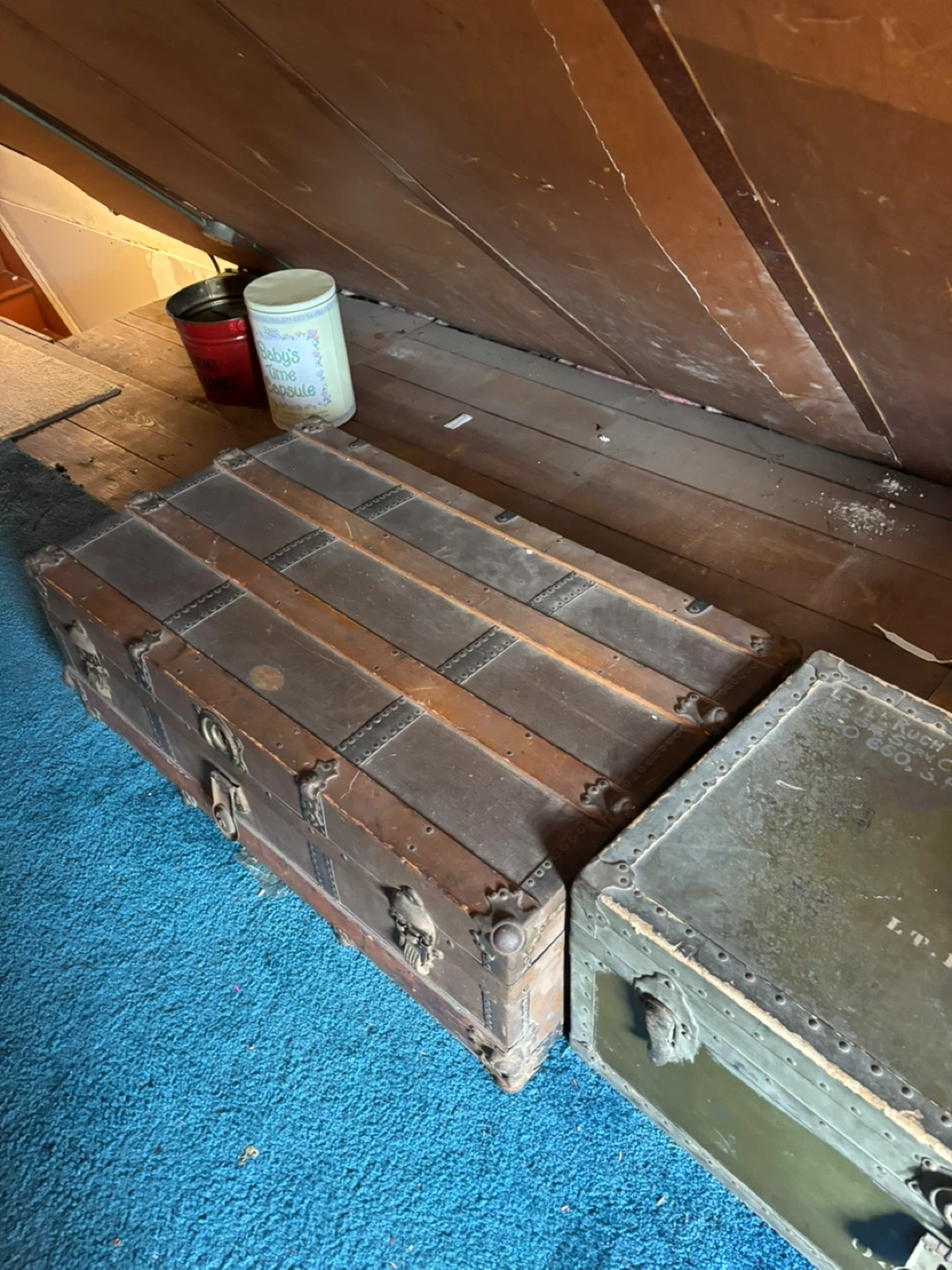 Antique Steamer Trunk - photo 5