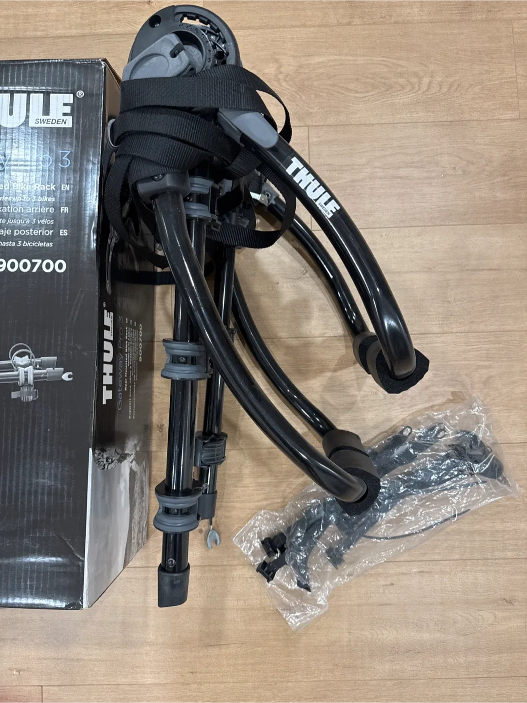Thule Gateway Pro 3 Bike Rack - Like New! image indicator(2)