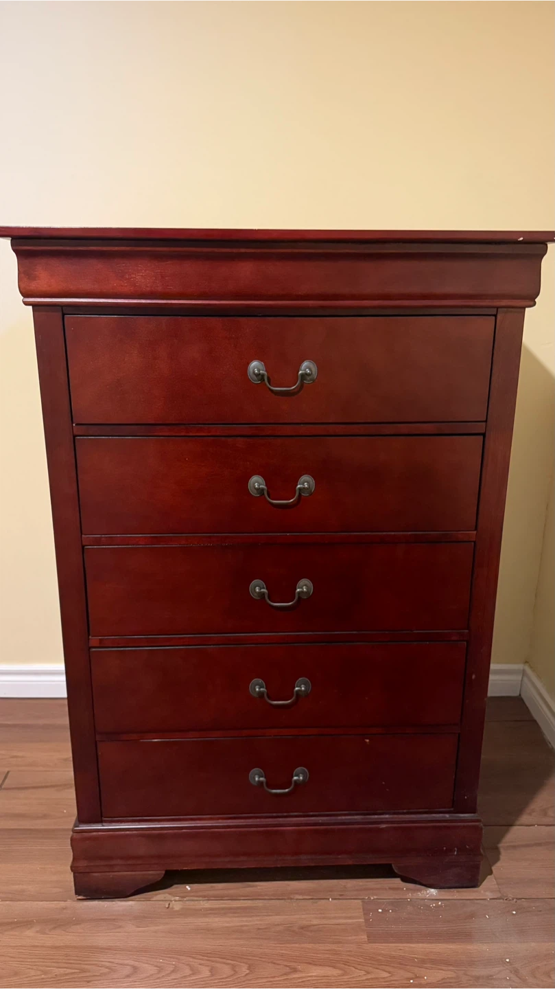 Wooden 5-Drawer Chest