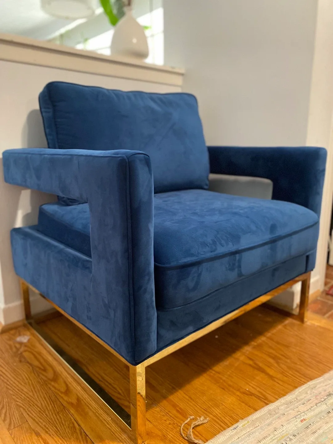 Blue Velvet Armchair with Gold Legs image indicator(2)