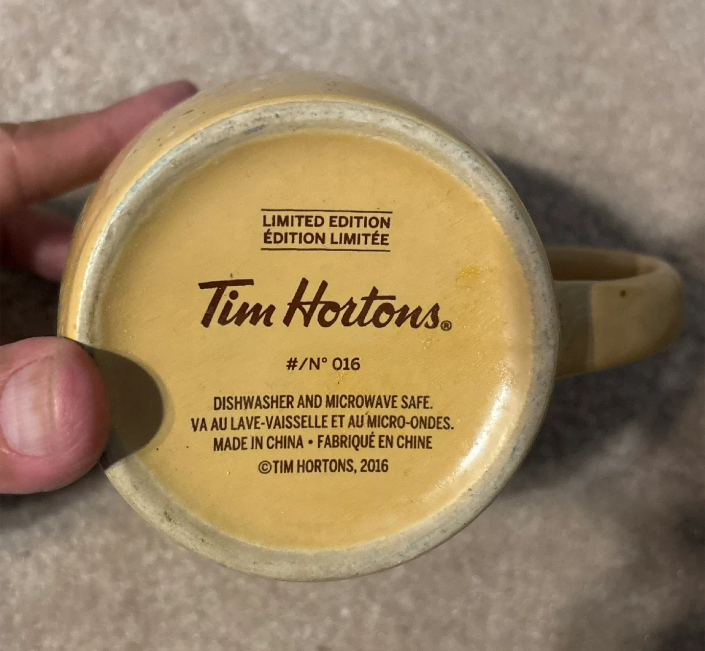 Beautiful mugs with interesting messages. image indicator(3)