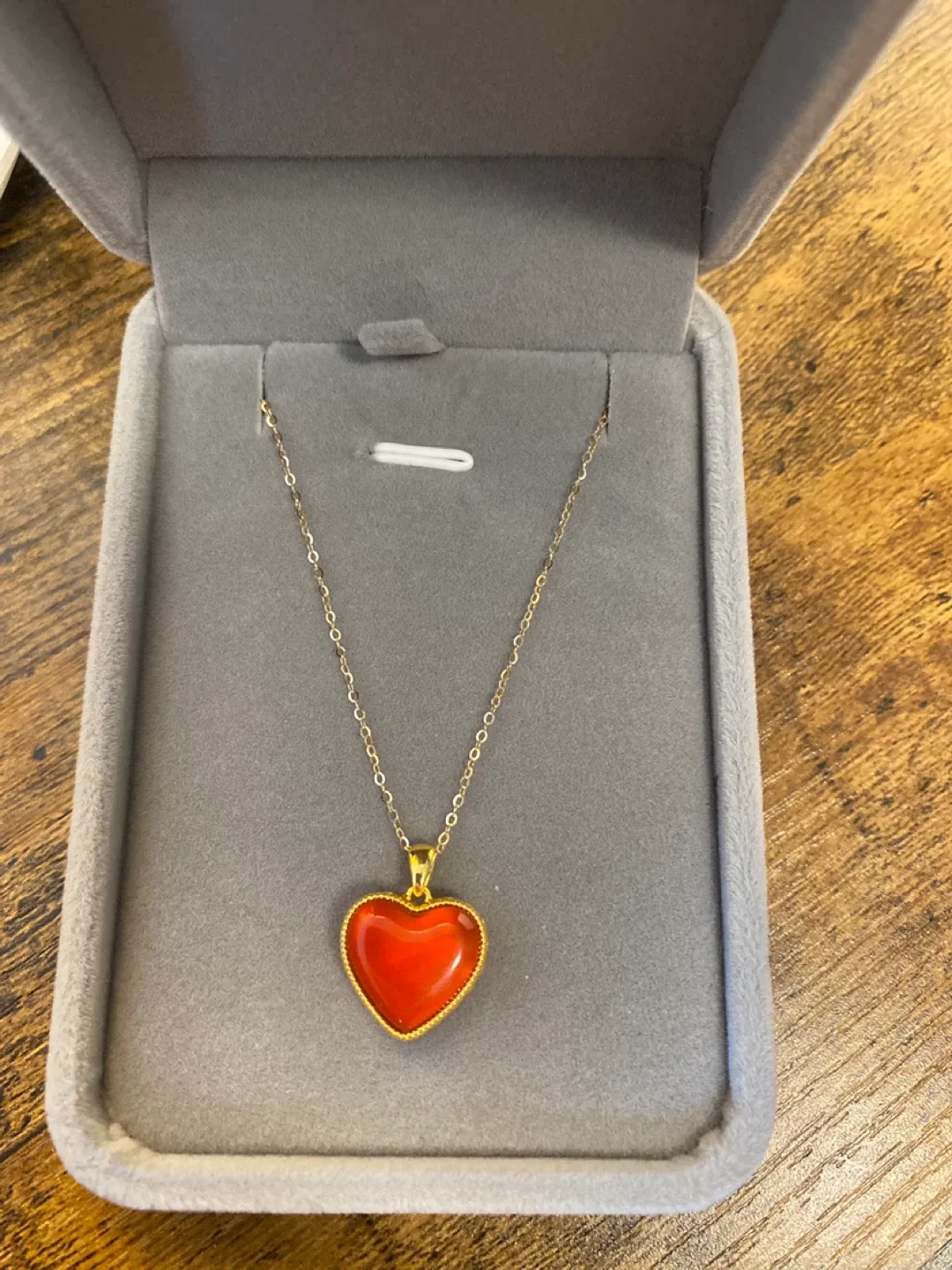 18K Gold Necklace with Heart Pendant thumbnail