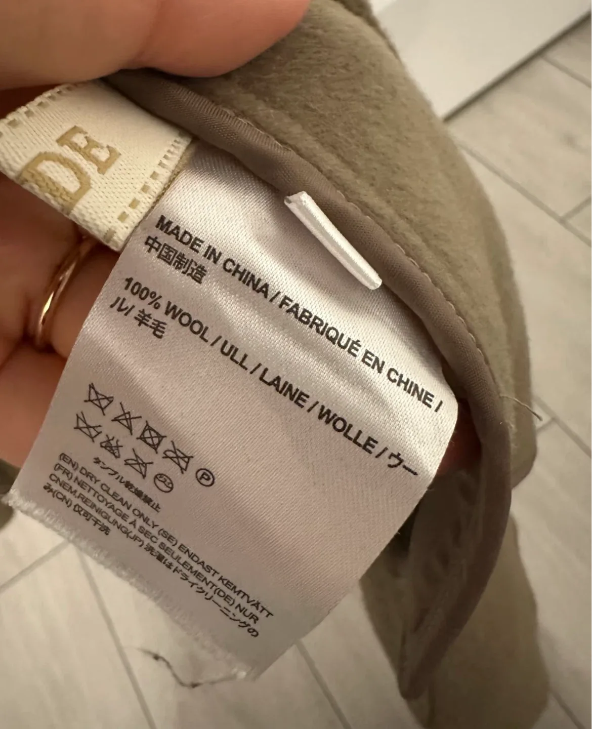 Vintage Wool Blend coat image indicator(3)