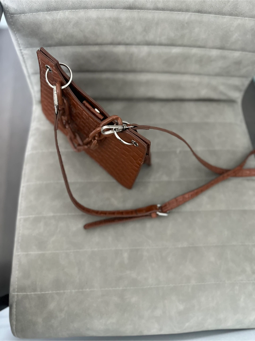 Brown Croc-Embossed Chain Shoulder Bag - photo 2