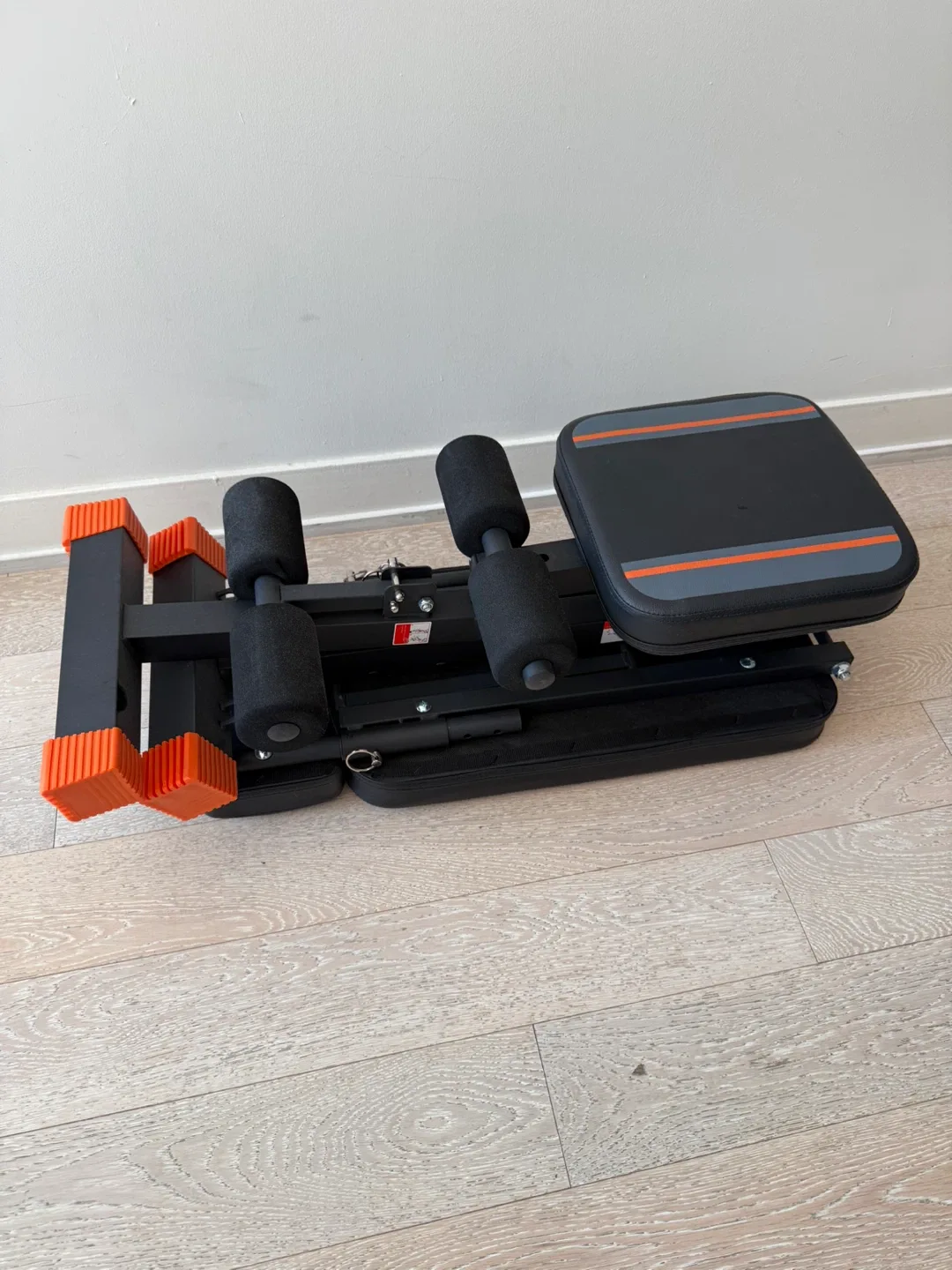 Citysports Adjustable Weight Bench - Foldable image indicator(3)