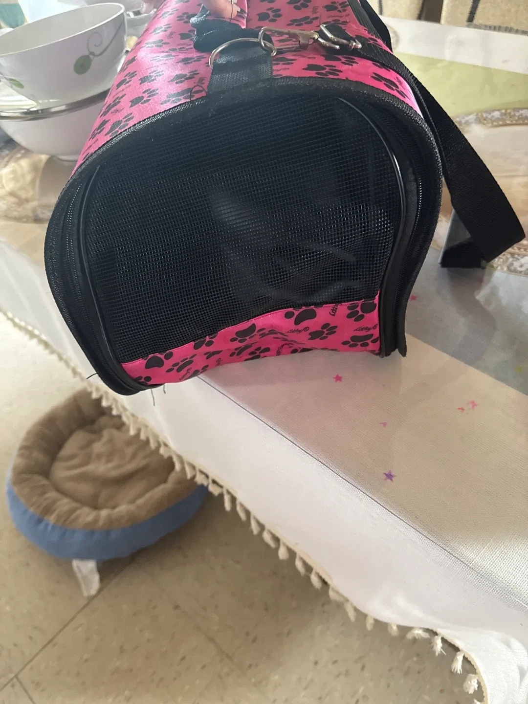 Lilly Pet Carrier - Pink Paw Print image indicator(2)