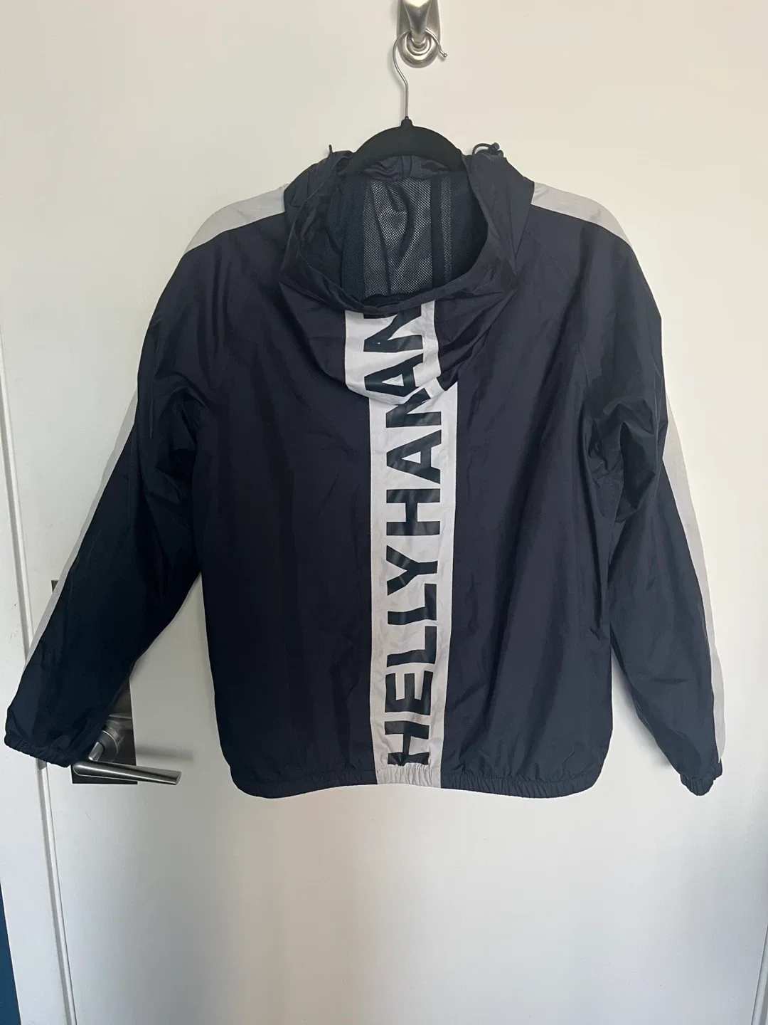 Helly Hansen Waterproof Jacket - Size M, Navy & White image indicator(3)