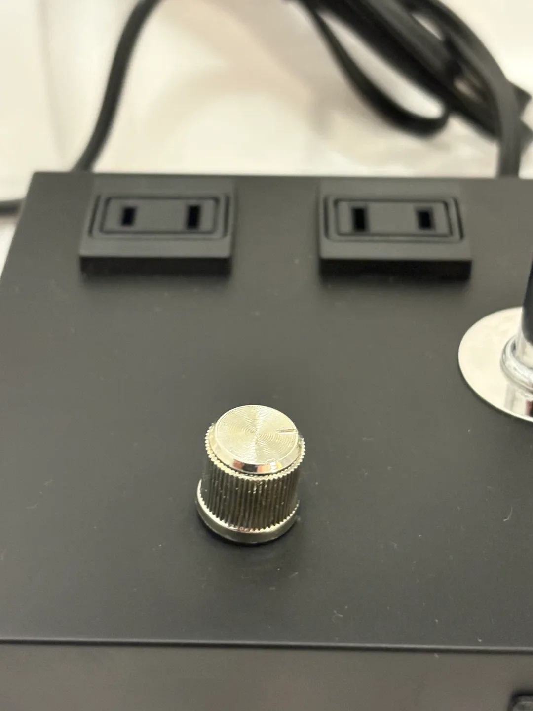 Ouiton Table Lamp with USB Charging Ports - New! image indicator(7)