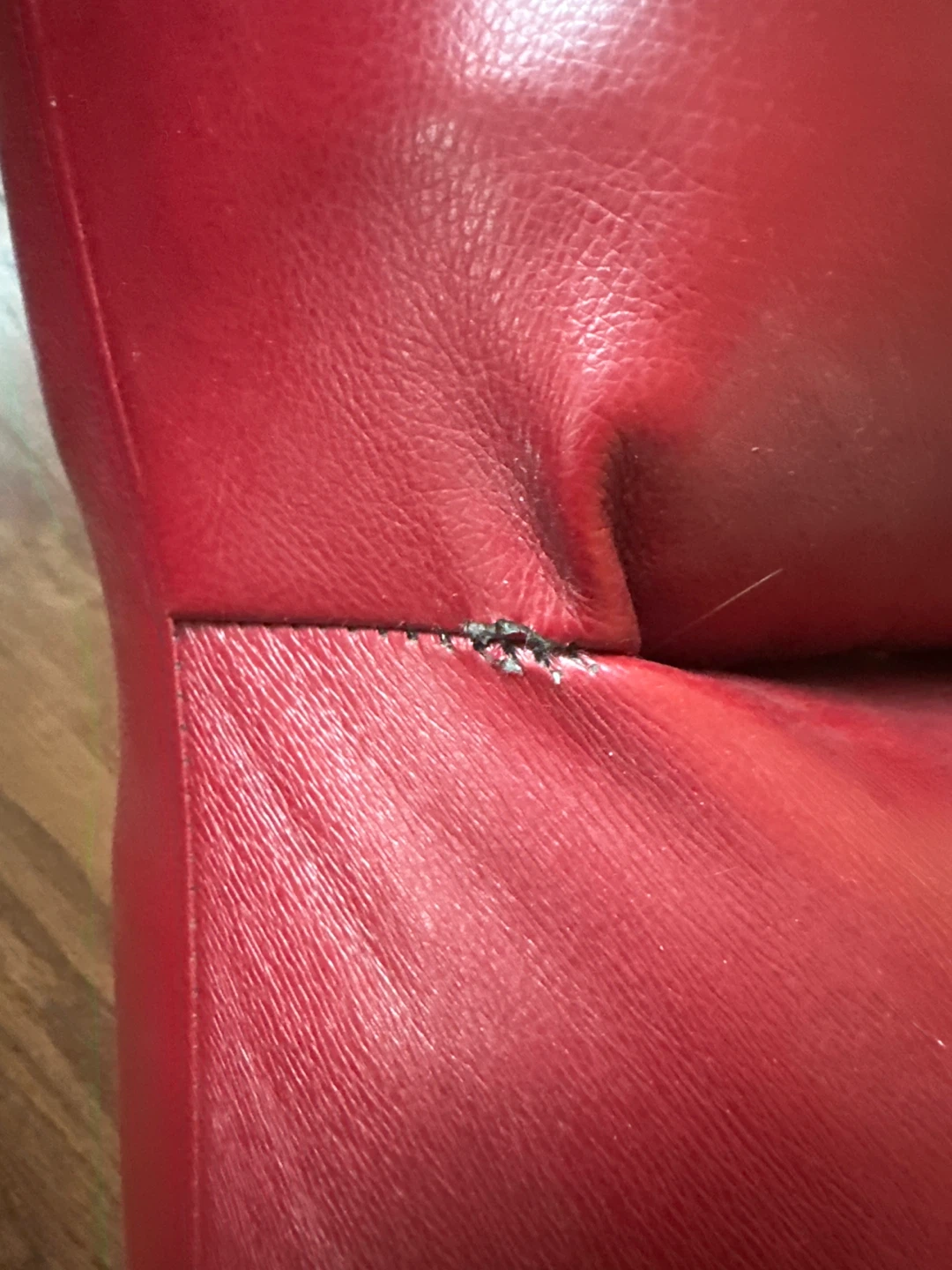 Red Leather Chaise Lounge Chair - photo 2