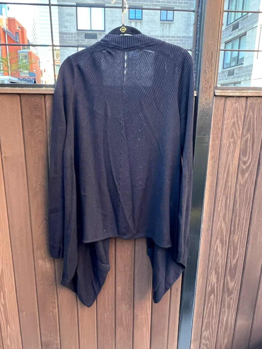 Lululemon Black Cardigan image indicator(2)