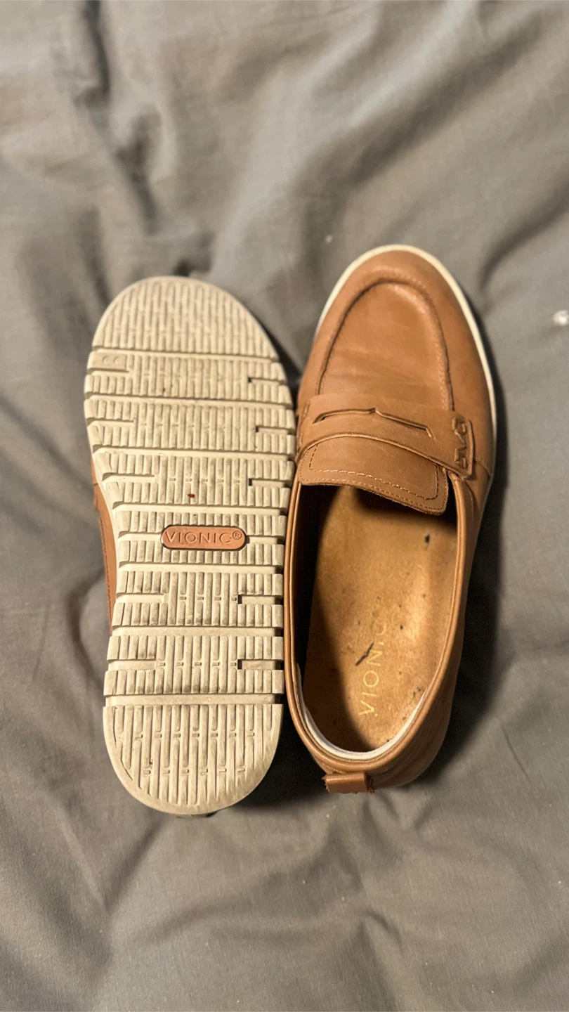 Vionic Penny Loafers women’s - Size 9.5 - photo 3