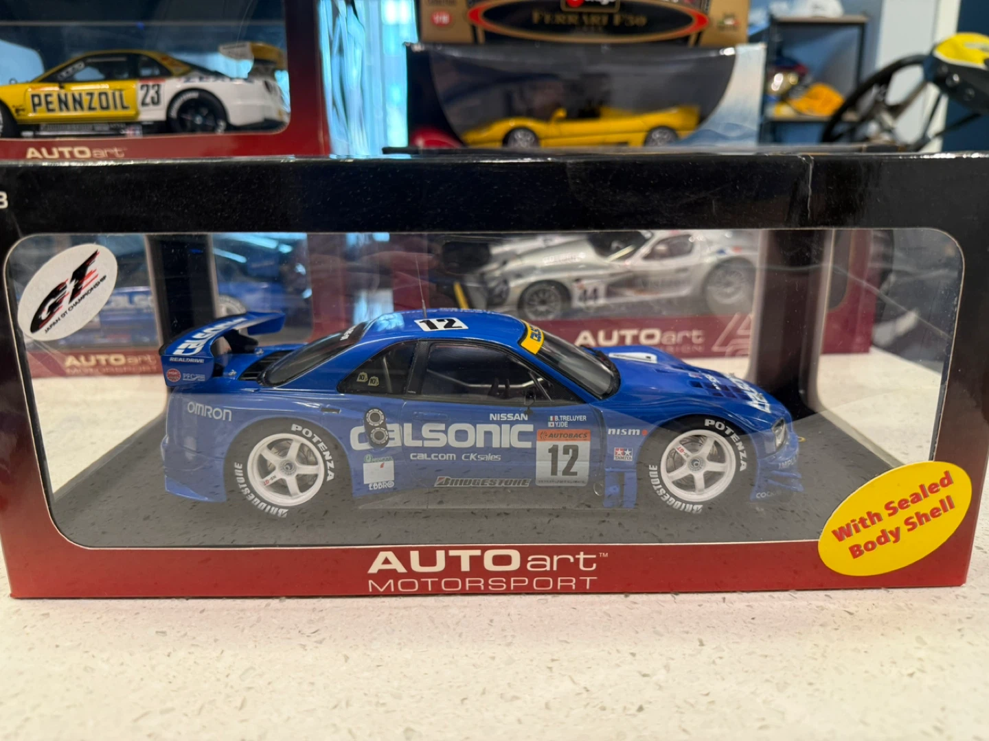 AUTOart 2003 JGTC Nissan Skyline GT-R Calsonic - photo 4