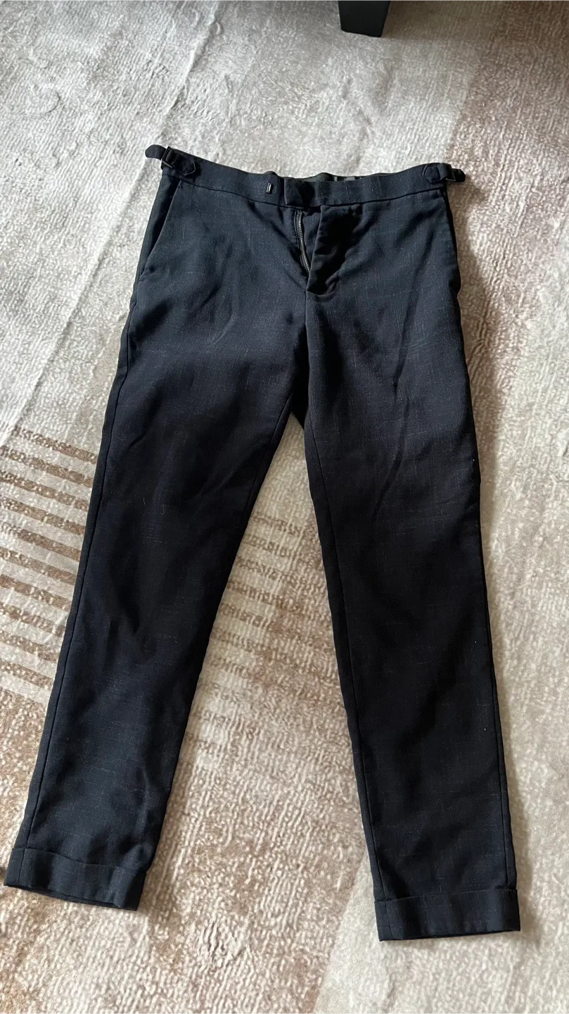 H&M Black Pants - Size 30R image indicator(4)