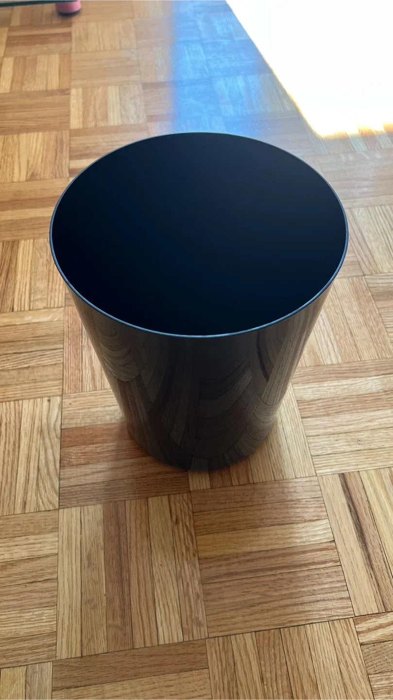 Black Plastic garbage bin image indicator(2)