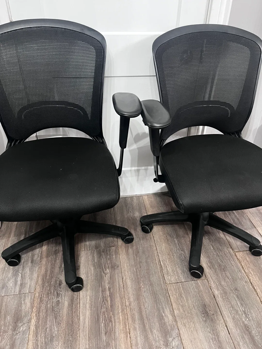 Black Mesh Office Chair image indicator(4)