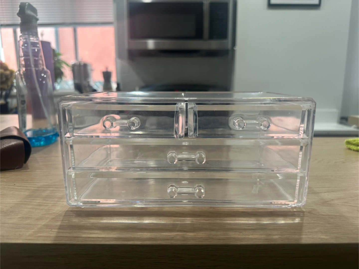 Acrylic Makeup Organizer - photo 2
