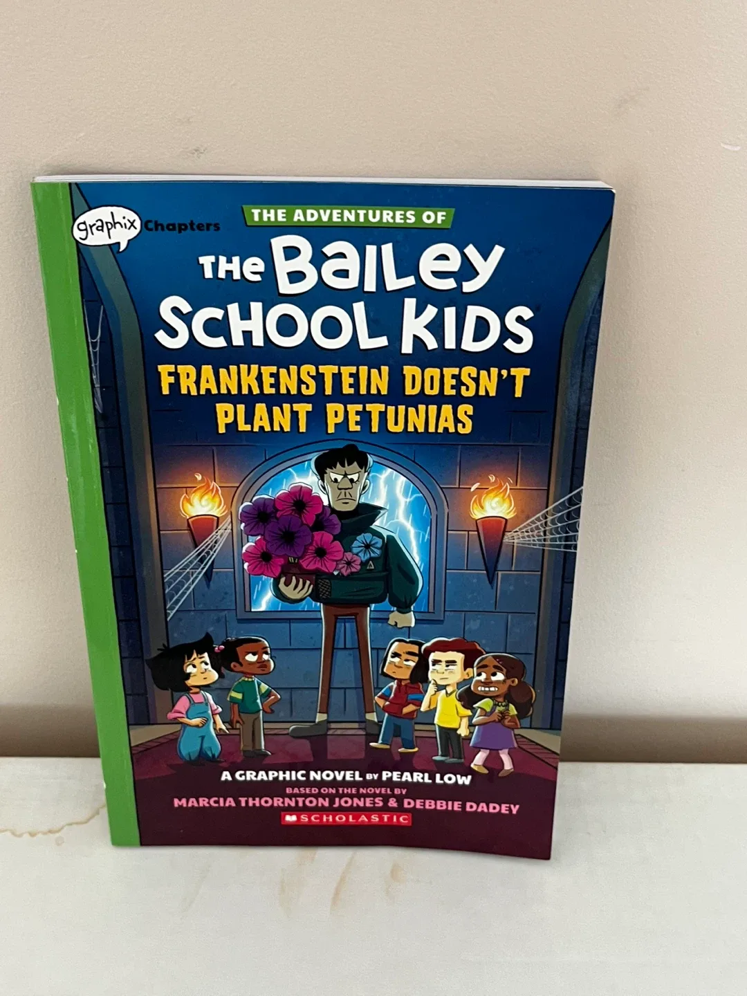 Baby-Sitters Little Sister 7 and The Bailey school kids 2 image indicator(2)