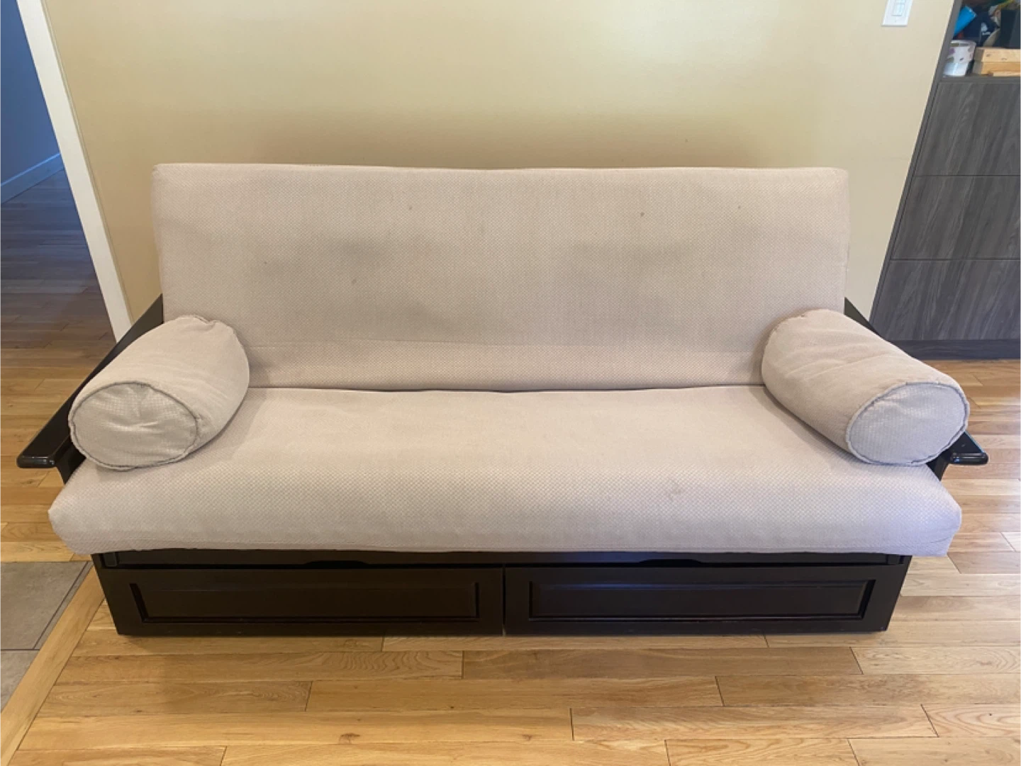Night & Day Kingston Full Size Wood Futon (CAN DELIVER)
