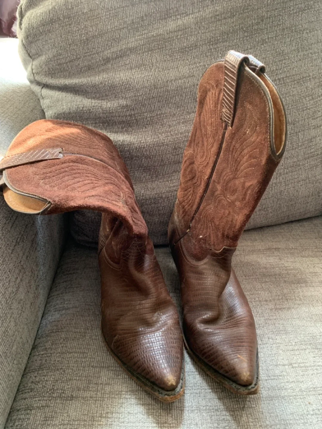 Brown Cowboy Boots thumbnail