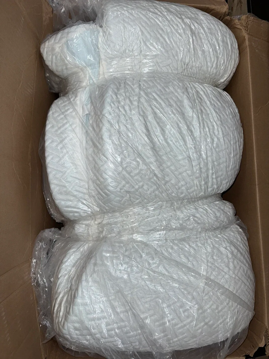 3 Inch King Size Memory Foam mattress topper. Cooling gel image indicator(5)