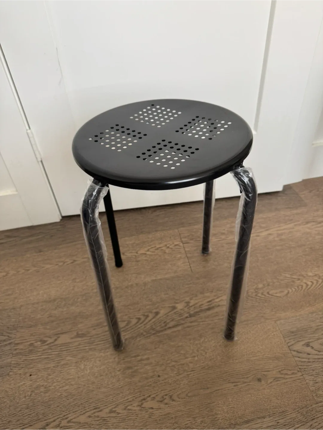 Black Metal Stools - Set of 2 image indicator(2)