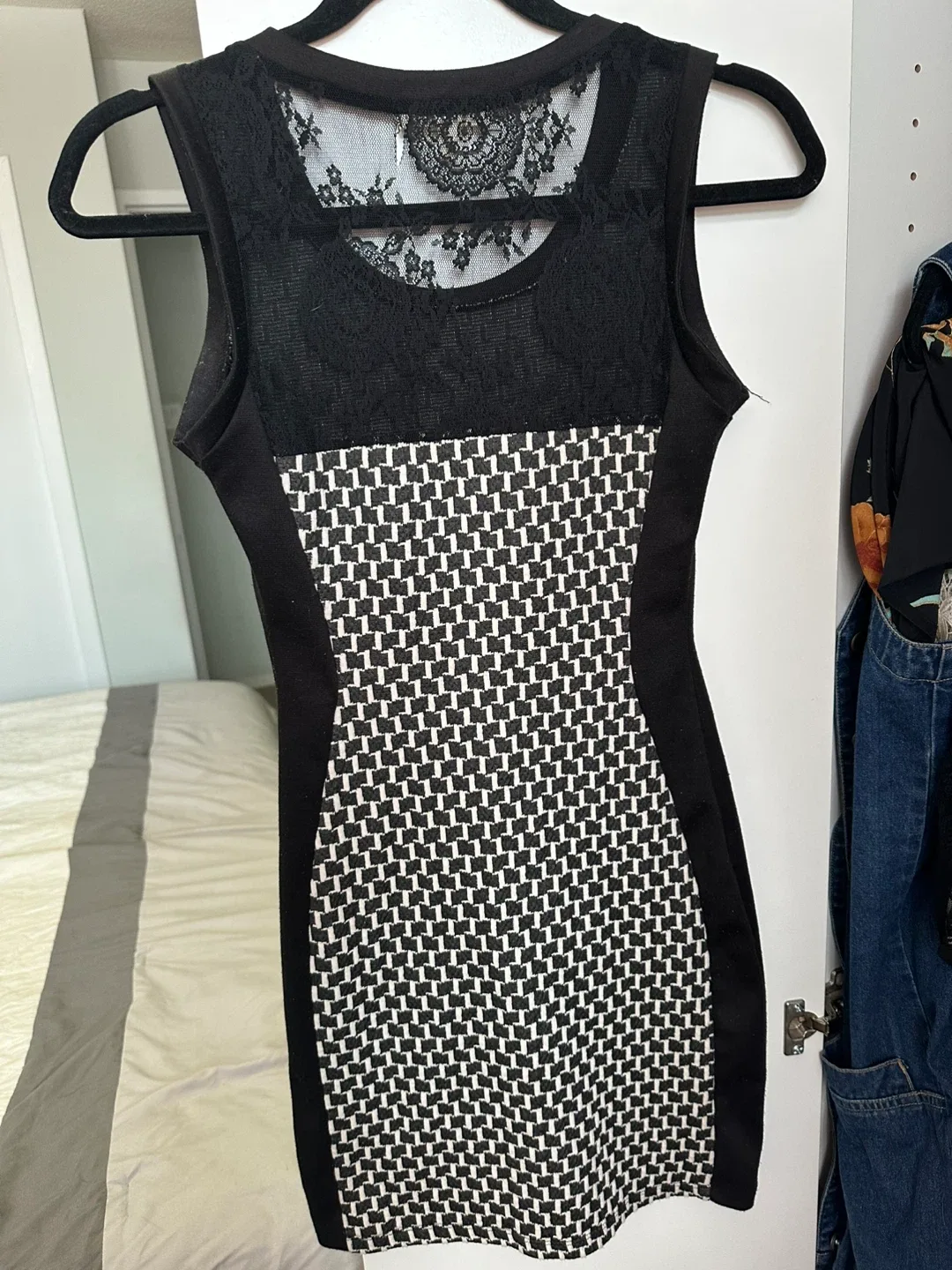Monteau Black & White Dress - Size S image indicator(2)