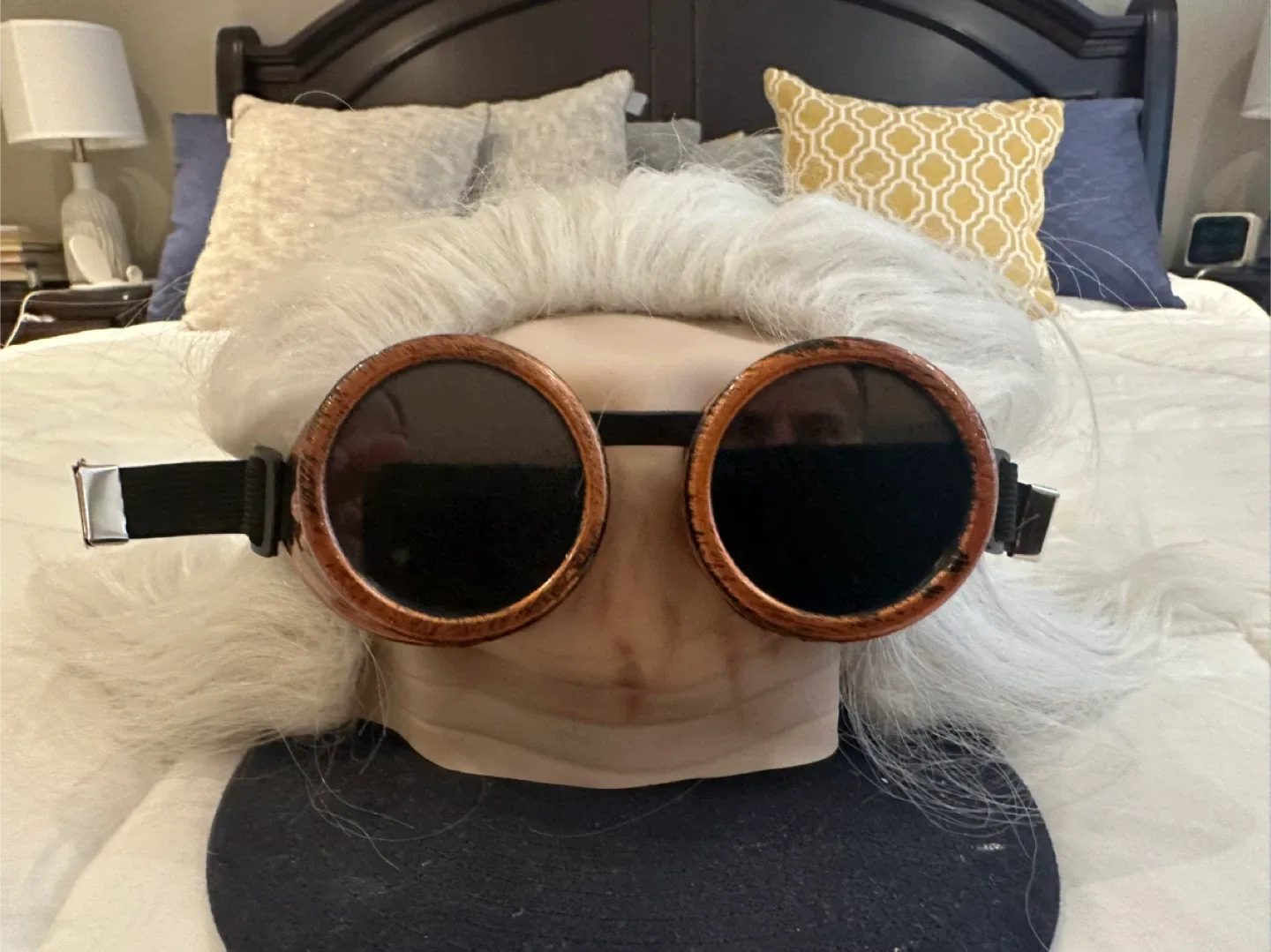 Doc Halloween Costume Set - Back to the Future image indicator(5)