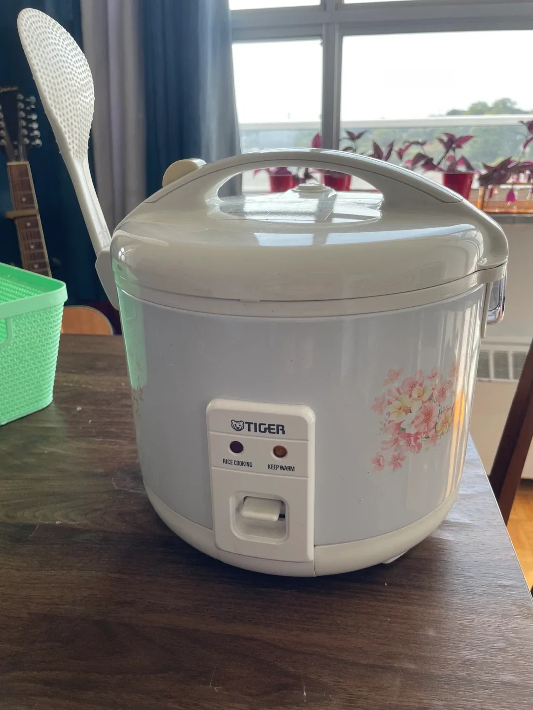 Tiger Rice Cooker thumbnail