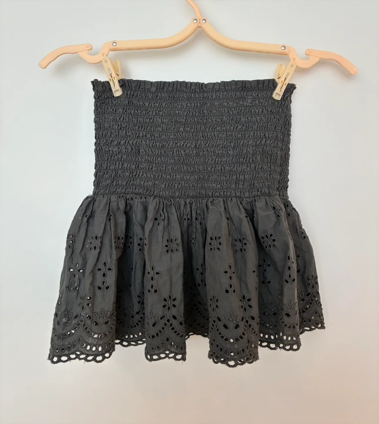 Stretchy lace ruffle tube top thumbnail