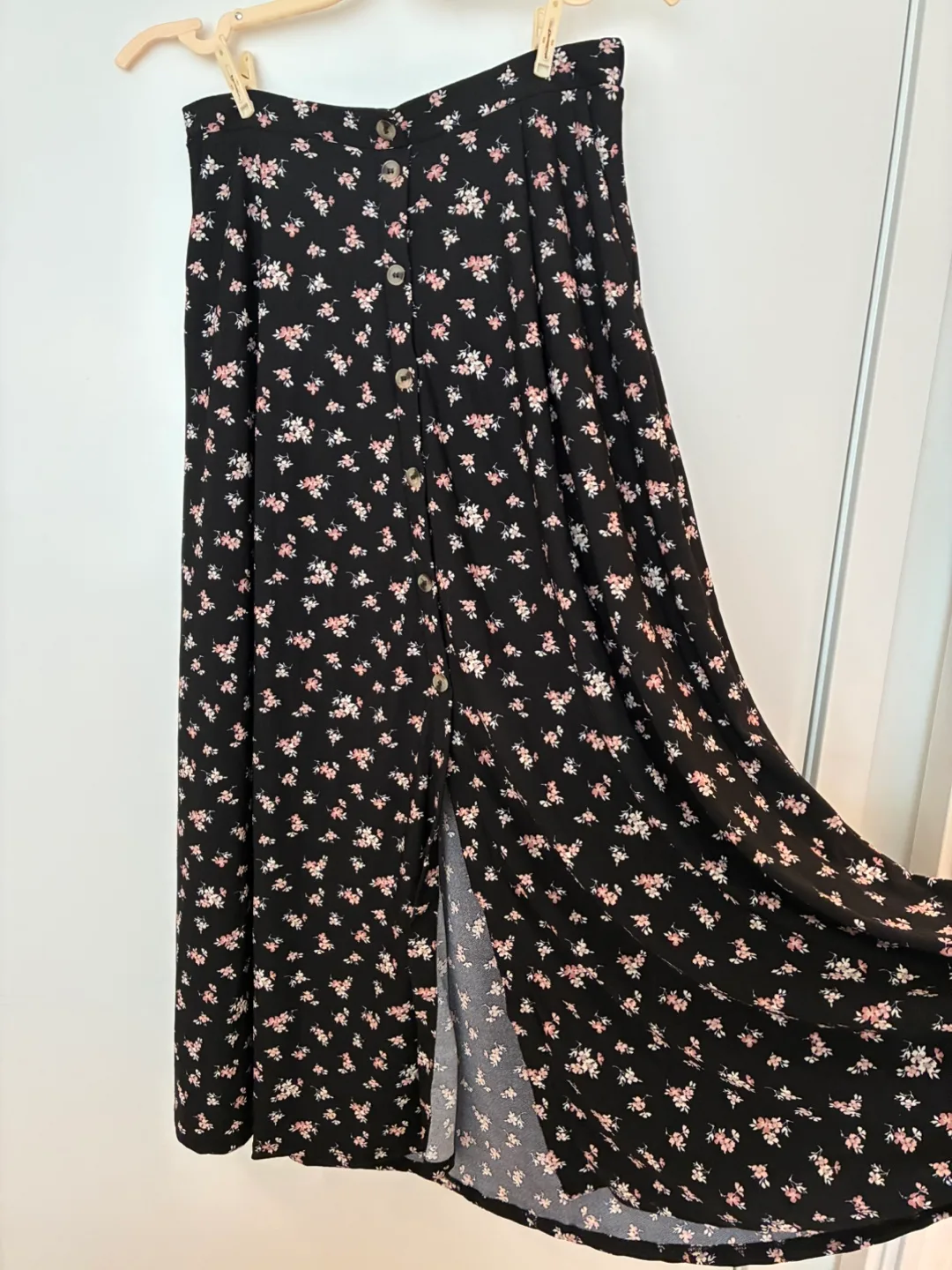 Floral maxi skirt image indicator(2)